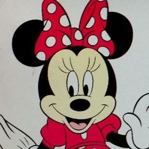 Meet your Posher, Nora